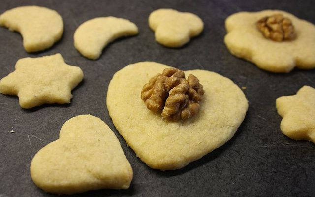 Vegan Sugar Cookies with decoration