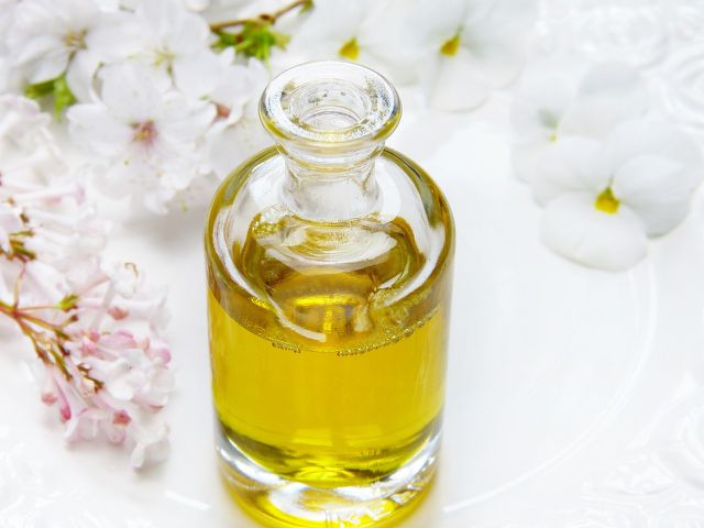 Argan oil is great for people with chronically dry skin.