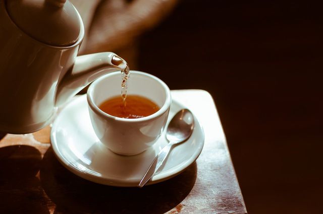 Cistus tea has a strong antibacterial and antiviral effect.