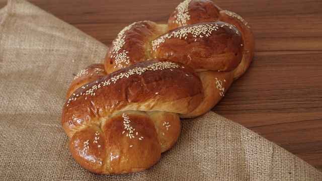 Challah is a traditional Jewish sweet bread made with eggs, but can be made vegan. 