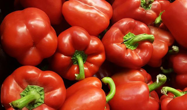 Red bell peppers can be used in place of fresh tomatoes to provide texture, flavor, and a beautiful red color. 
