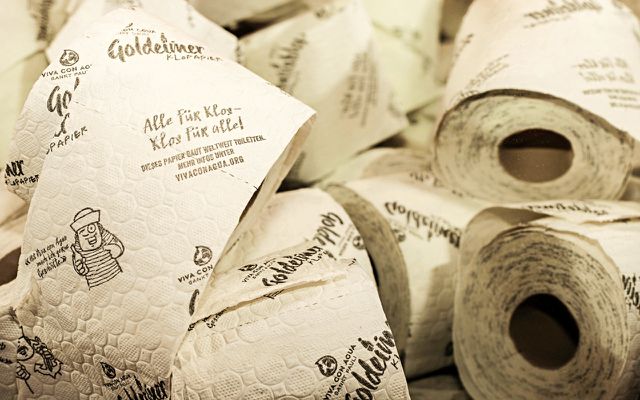 Klos für Alle: Goldeimer Toilettenpapier will sanitäre Probleme in anderen Ländern bekämpfen