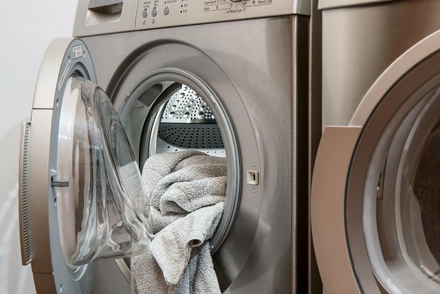 Learn how to make your towels soft again in the washing machine using eco-friendly methods. 