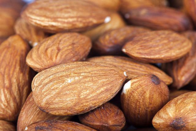 Almonds have a sweet, nutty aroma.