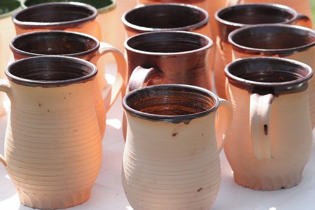 Handmade ceramic mugs heat well and can even enhance the taste of a drink.